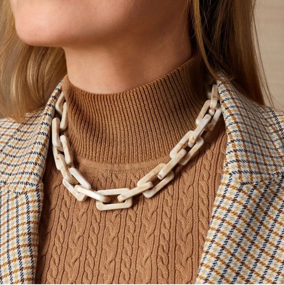 Chunky acrylic stone link necklace